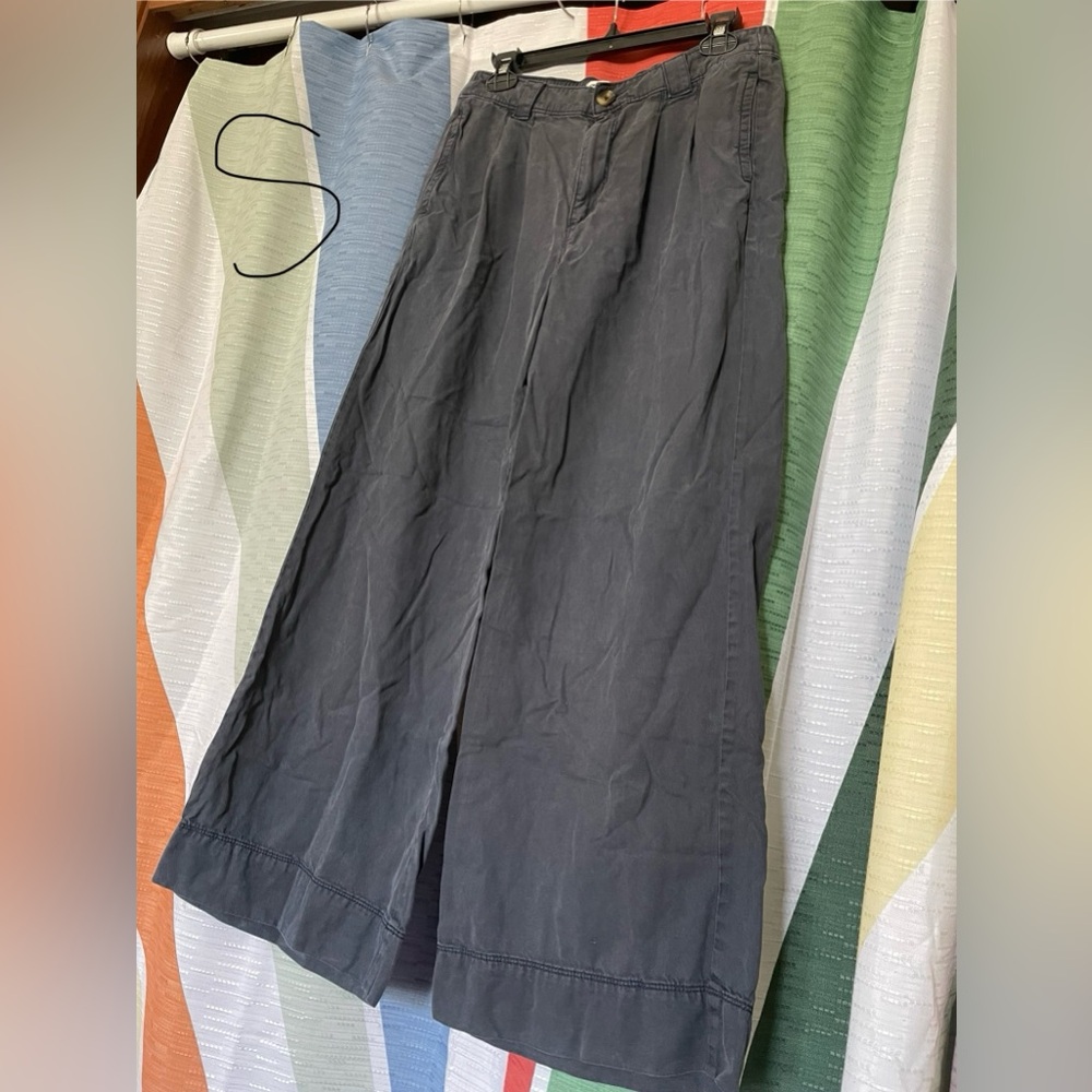 Elephant leg pull on trousers